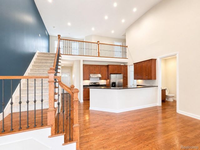 4392 Navin Field Lane, Troy, MI 48085