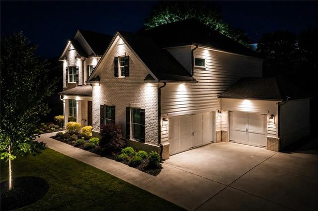 415 Carmichael Circle, Canton, GA 30115