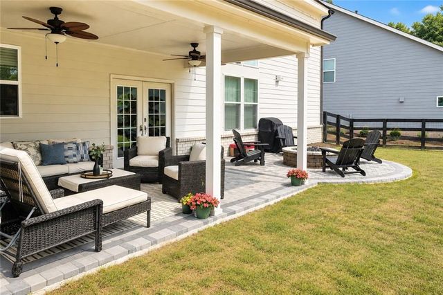 415 Carmichael Circle, Canton, GA 30115