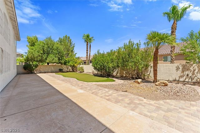 9300 Grand Gate Street, Las Vegas, NV 89143