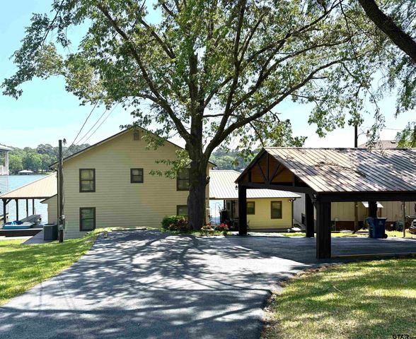 2528 Byrd Rd., Jacksonville, TX 75766
