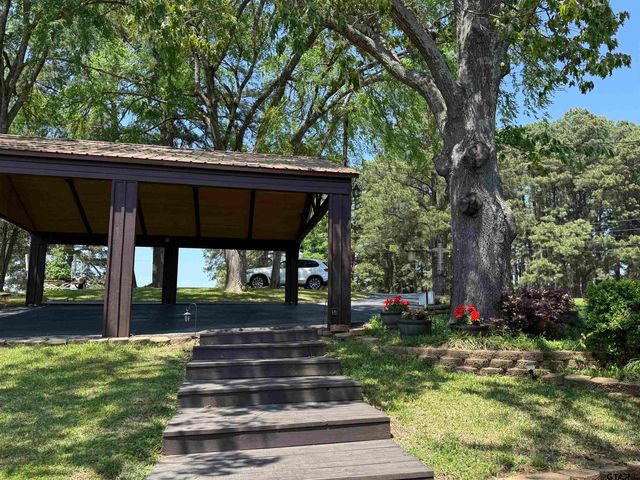 2528 Byrd Rd., Jacksonville, TX 75766