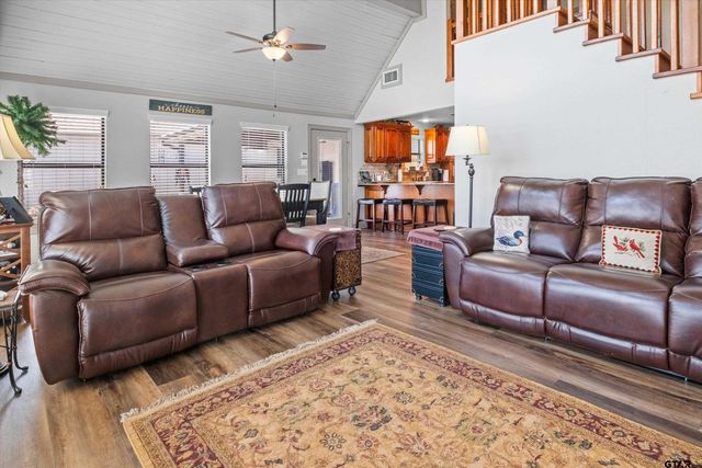 2528 Byrd Rd., Jacksonville, TX 75766