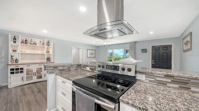 972 LEEWARD ROAD, Venice, FL 34293