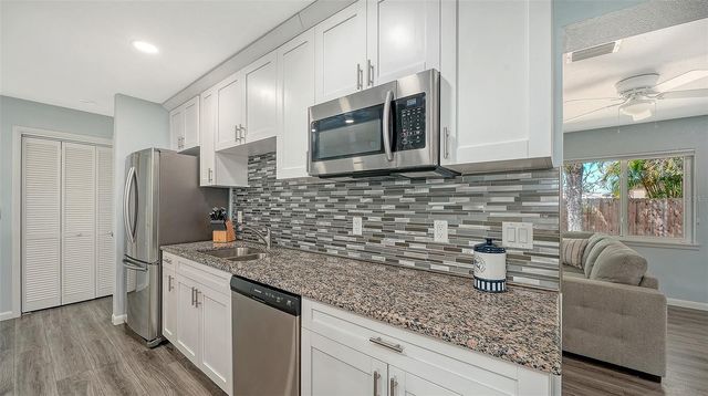 972 LEEWARD ROAD, Venice, FL 34293