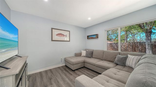 972 LEEWARD ROAD, Venice, FL 34293