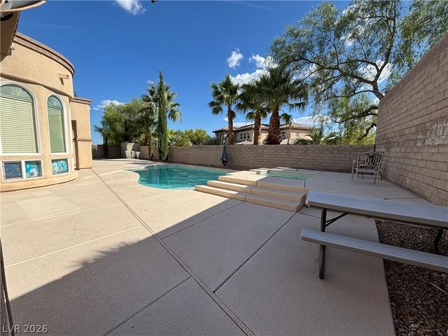 623 Chervil Valley Drive, Las Vegas, NV 89138