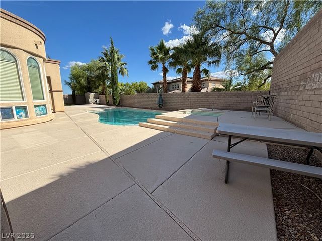 623 Chervil Valley Drive, Las Vegas, NV 89138
