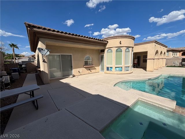623 Chervil Valley Drive, Las Vegas, NV 89138