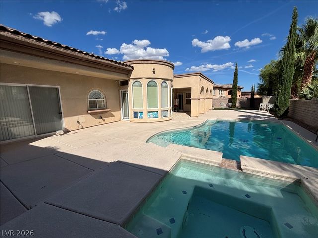 623 Chervil Valley Drive, Las Vegas, NV 89138