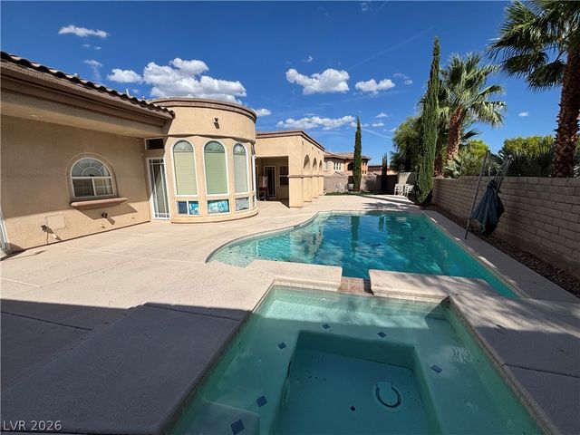 623 Chervil Valley Drive, Las Vegas, NV 89138