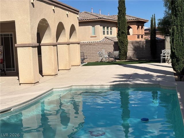623 Chervil Valley Drive, Las Vegas, NV 89138