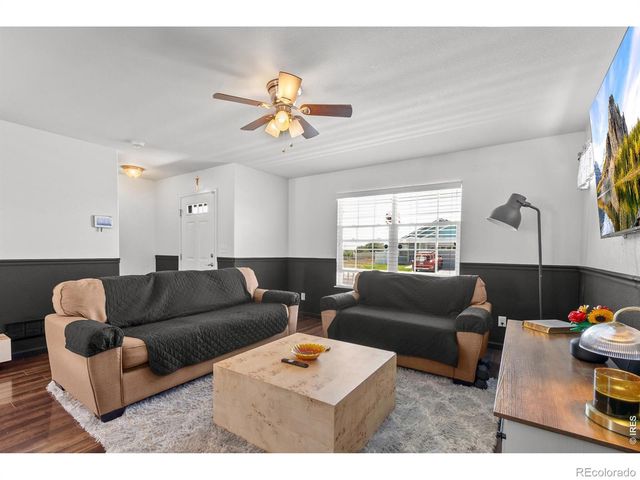 2421 Shooting Star Way, Evans, CO 80620