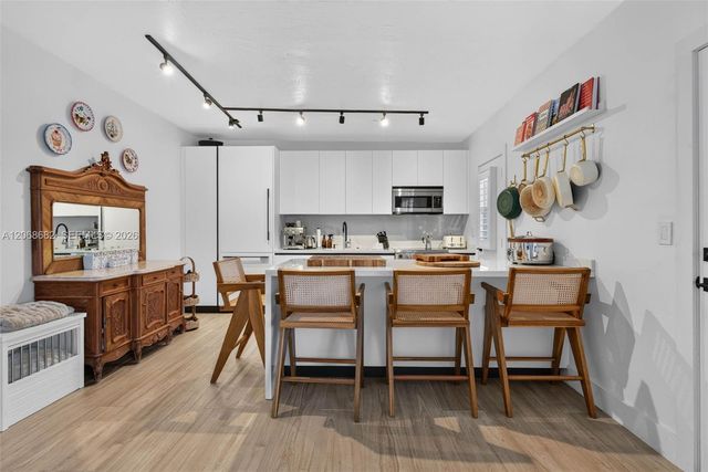 2924 Day Avenue N314, Miami, FL 33133