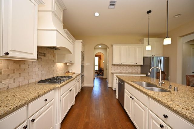 2722 Cypress Woods Lane, Manvel, TX 77578