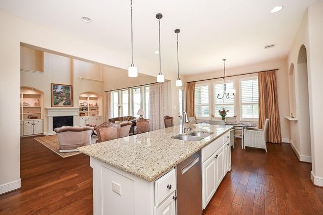 2722 Cypress Woods Lane, Manvel, TX 77578