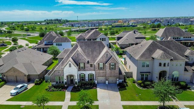 2722 Cypress Woods Lane, Manvel, TX 77578