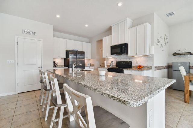 8308 GREENWAY AVENUE, Wesley Chapel, FL 33544