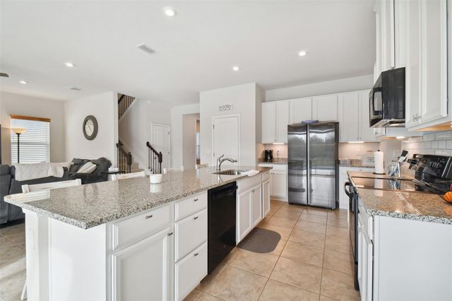 8308 GREENWAY AVENUE, Wesley Chapel, FL 33544