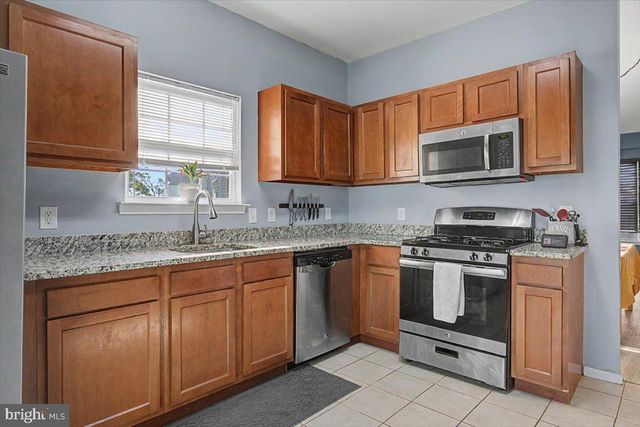 143 N KATRIN CIR, New Castle, DE 19720