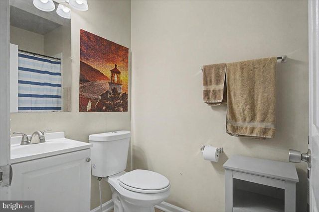 143 N KATRIN CIR, New Castle, DE 19720