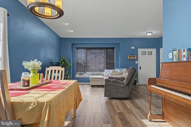 143 N KATRIN CIR, New Castle, DE 19720