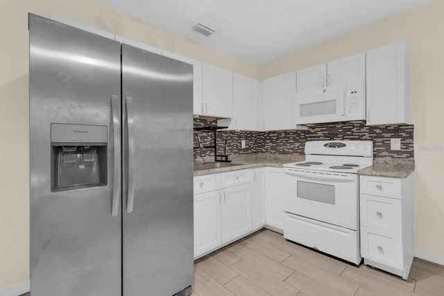 613 E 2ND STREET 203, Sanford, FL 32771