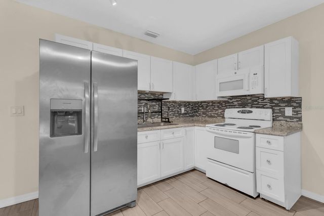 613 E 2ND STREET 203, Sanford, FL 32771
