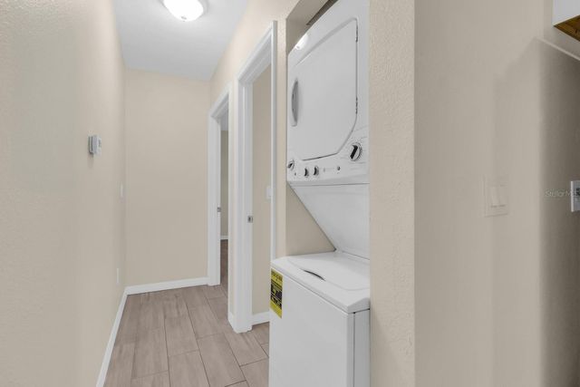 613 E 2ND STREET 203, Sanford, FL 32771
