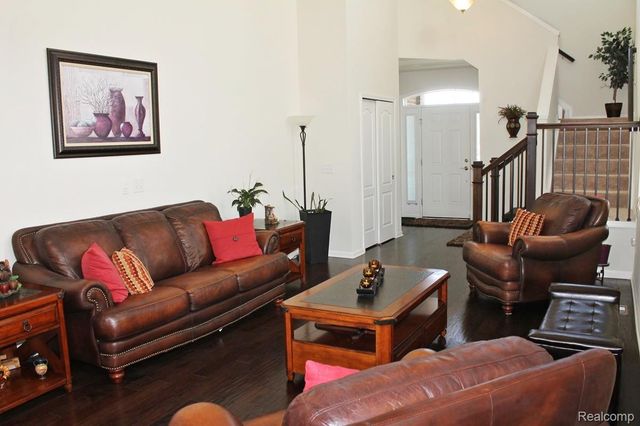 860 Backshore Drive, Canton Charter Township, MI 48187