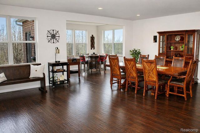 860 Backshore Drive, Canton Charter Township, MI 48187