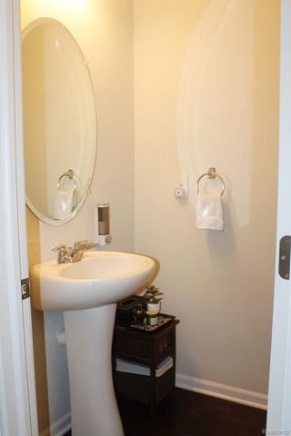 860 Backshore Drive, Canton Charter Township, MI 48187