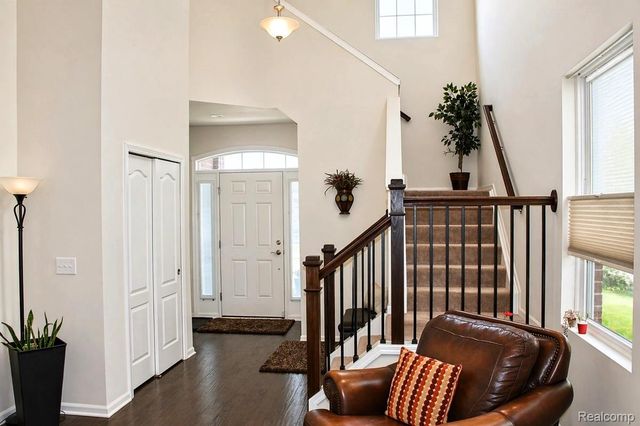 860 Backshore Drive, Canton Charter Township, MI 48187
