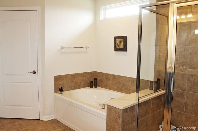 860 Backshore Drive, Canton Charter Township, MI 48187