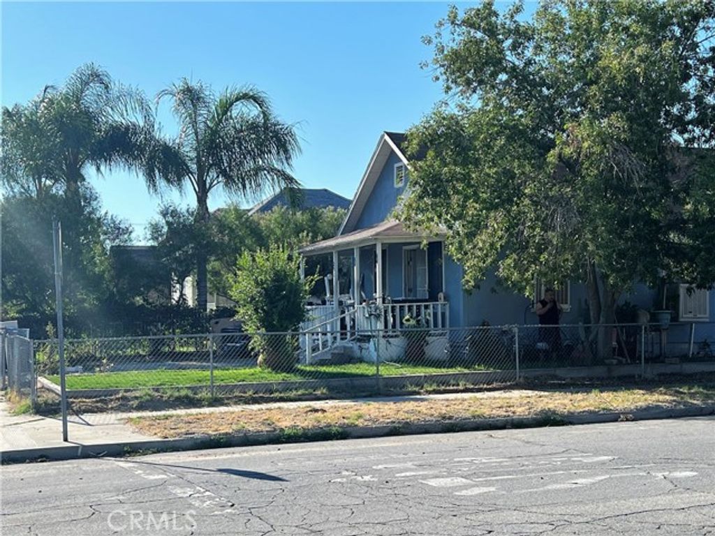 291 E C A, Colton, CA 92324