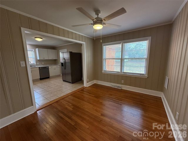 1422 Orvis Street, Charlotte, NC 28216