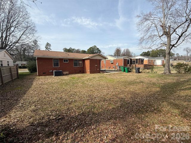 1422 Orvis Street, Charlotte, NC 28216