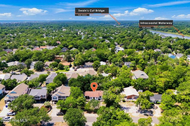 139 NE 17th Street, Oak Island, NC 28465