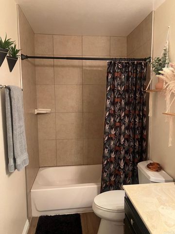 6878 Navajo Road 32, San Diego, CA 92119