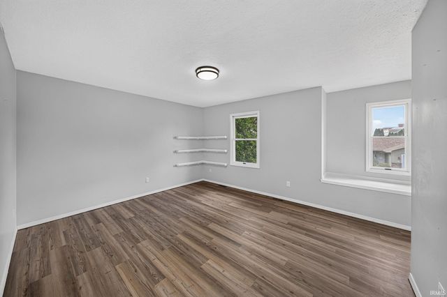 5608 Trippel Drive, Mishawaka, IN 46545