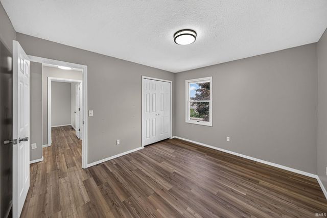 5608 Trippel Drive, Mishawaka, IN 46545