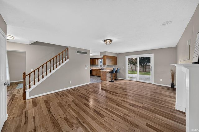 5608 Trippel Drive, Mishawaka, IN 46545
