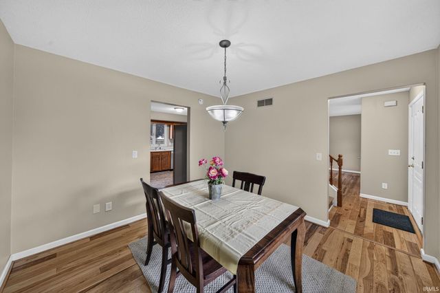 5608 Trippel Drive, Mishawaka, IN 46545