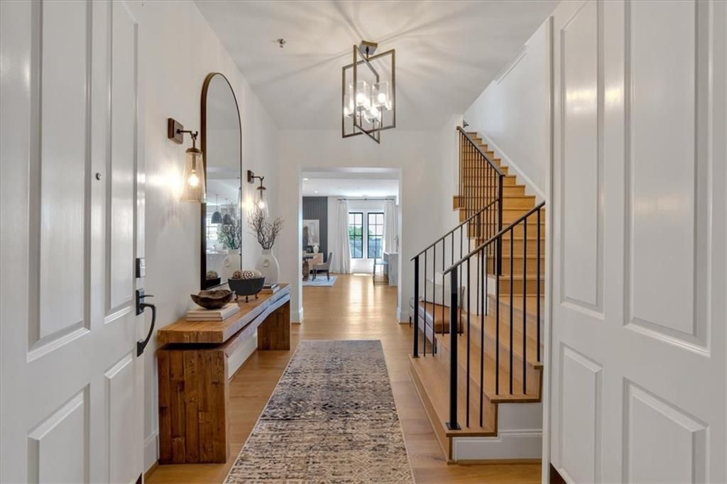 Image 5 of property listing at 3132 Hill Street 1, Duluth, GA 30096