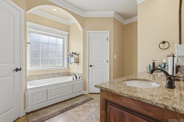 1115 Nature Way, Benton, AR 72019