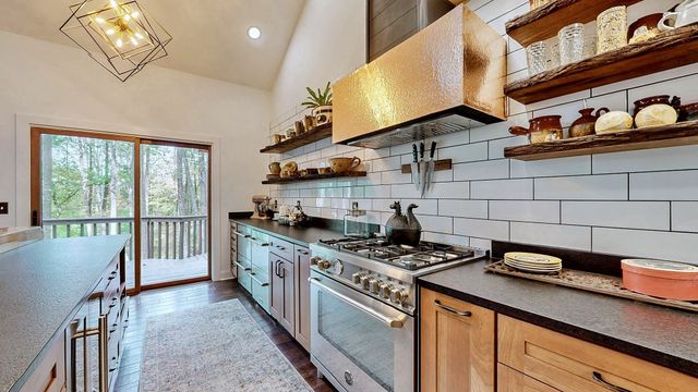 5906 Carter Ln, Franklin, TN 37064