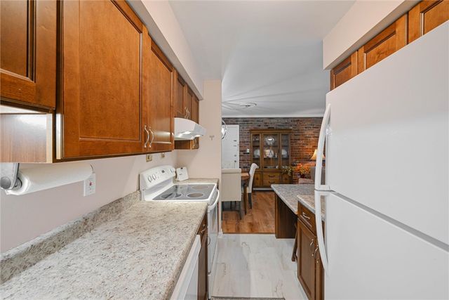 940 Margarite Dr K, Scott Twp, PA 15216