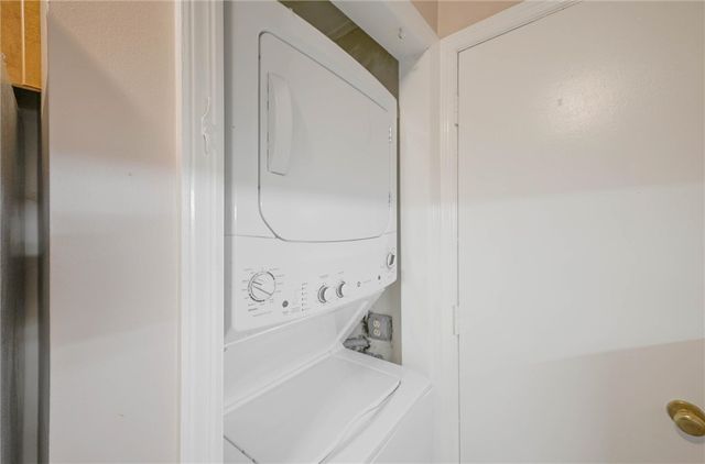 940 Margarite Dr K, Scott Twp, PA 15216