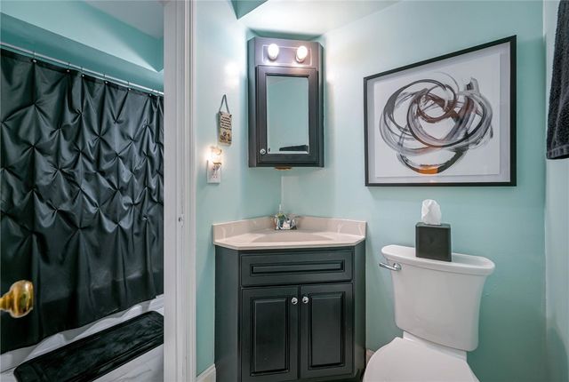 940 Margarite Dr K, Scott Twp, PA 15216