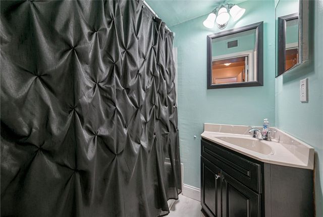 940 Margarite Dr K, Scott Twp, PA 15216